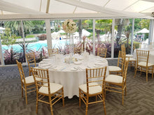 Last inn bildet i Galleri-visningsprogrammet, Tiffany gull med hvit pute