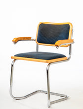 Last inn bildet i Galleri-visningsprogrammet, Stoltrekk med armlene