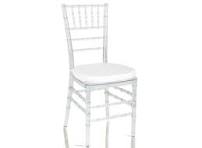 Last inn bildet i Galleri-visningsprogrammet, Tiffany akryl med hvit pute (gjennomsiktige stoler)
